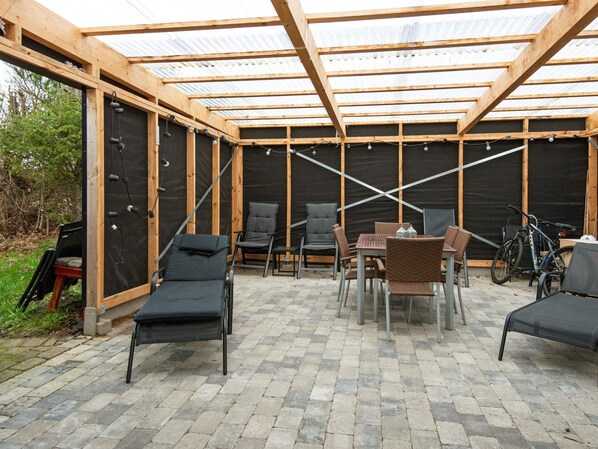 Balcony - 6 Person Holiday Home in Ebeltoft (Ebeltoft)