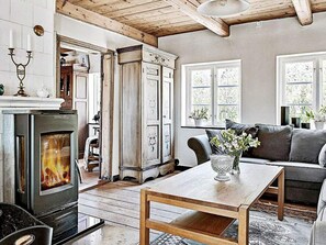 House | Dining