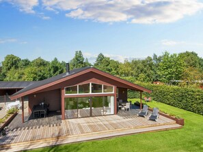 Exterior - Holiday Home in Glesborg (Glesborg)