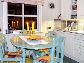 House | Dining