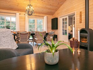 Living room - 6 Person Holiday Home in Sæby (Sæby)