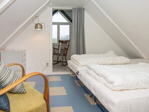4 Schlafzimmer, Babybetten