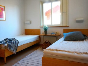 2 bedrooms, individually furnished, bed sheets