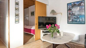 2 chambres, lit de bébé