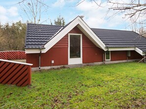 Exterior - 5 Person Holiday Home in Ans By (Farvang)