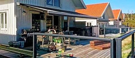 House | Exterior