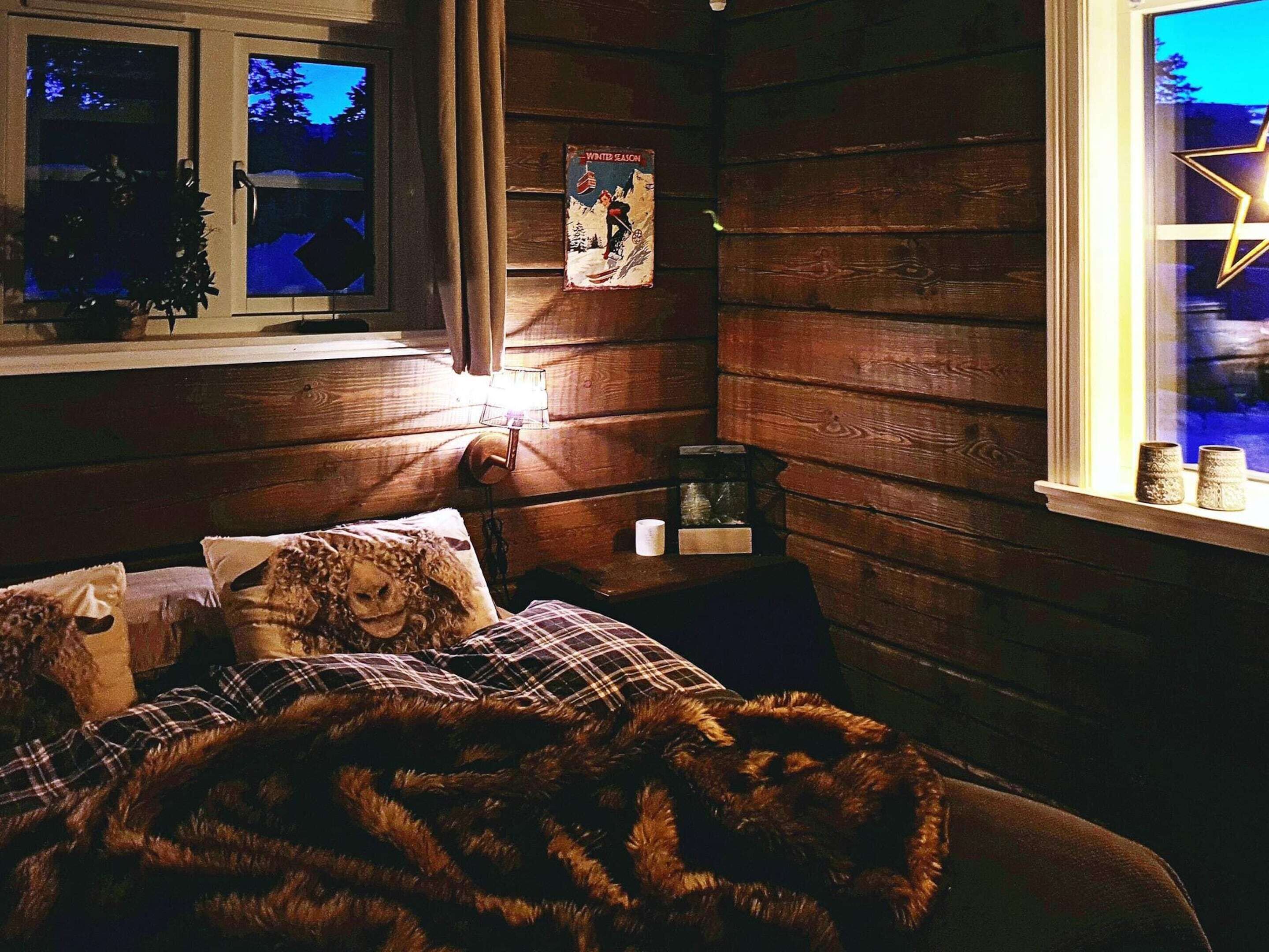 House | 4 bedrooms, individually furnished, bed sheets