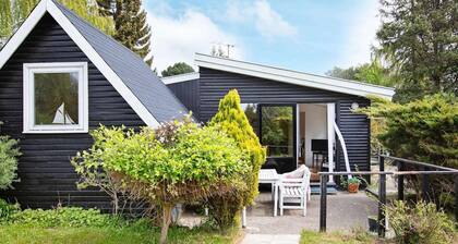 6 Person Holiday Home in Follenslev