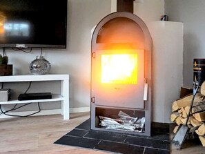 2 bedrooms, individually furnished - 5 Person Holiday Home in Marbäck (Marbäck)