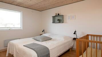 3 Schlafzimmer, Babybetten