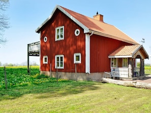 House | Exterior - Lakeview Cottage Retreat-by Traum (Gränna)