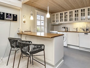 Maison | Cuisine privée | Chaise haute