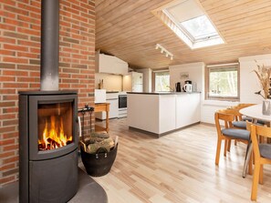 Interior - 8 Person Holiday Home in Albaek (Aalbaek)