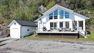 House | Exterior