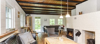 6 Person Holiday Home in Bindslev