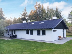 House | Exterior - 6 Person Holiday Home in Bindslev (Bindslev)