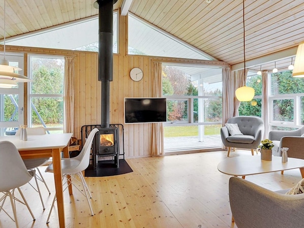 House | Dining