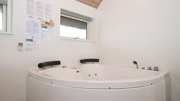Spa treatment - Delightful Holiday Home in Romo With Whirlpool (Romo)