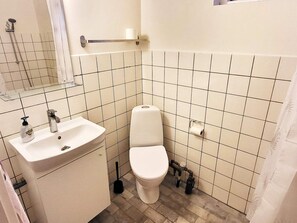 Bathroom - Holiday Home in Holeby (Holeby)