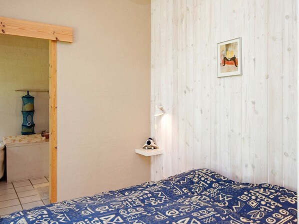 House - Pleasing Holiday Home in Ebeltoft With Whirlpool (Ebeltoft)