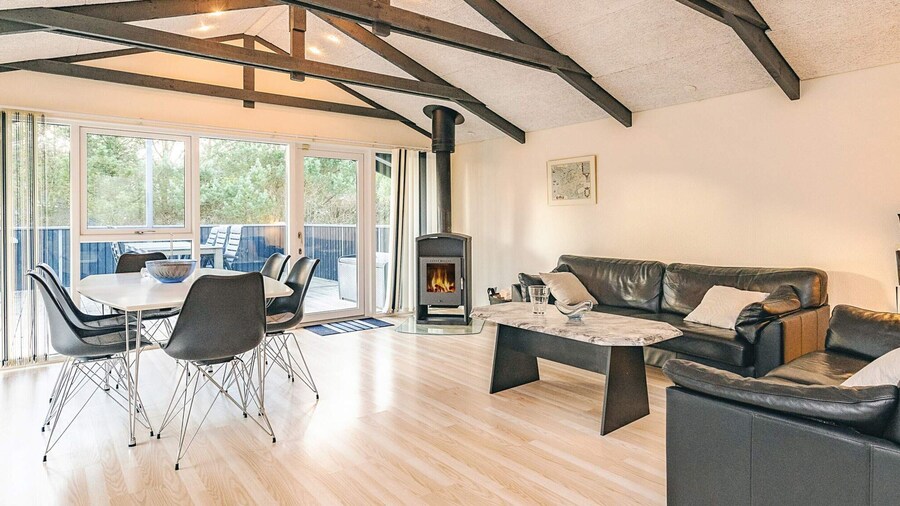 4 Star Holiday Home in Hals