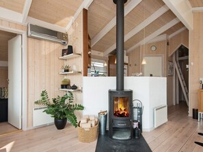 House | Interior - 4 Star Holiday Home in Ebeltoft (Ebeltoft)