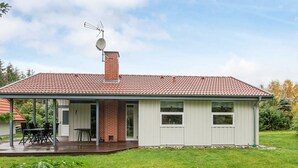 Unclassified image, 3 of 19, button - Splendid Holiday Home in Glesborg With Terrace (Glesborg)