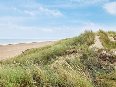 Seaside Serenity in Taysinge-by Traum