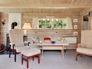 House | Interior - Cozy Log Cabin Retreat-by Traum (Oksbol)