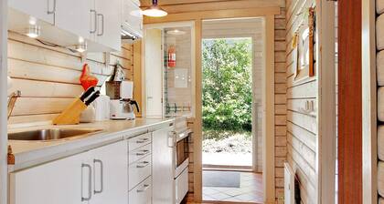 Cozy Log Cabin Retreat-by Traum