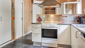 Unclassified image, 2 of 40, button - 4 Star Holiday Home in Thyholm (Thyholm)