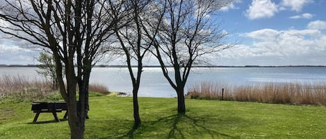 House | Water view