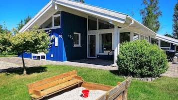 House | Terrace/patio