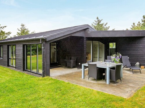 Gorgeous Holiday Home in Jutland, Midtjylland With Sauna