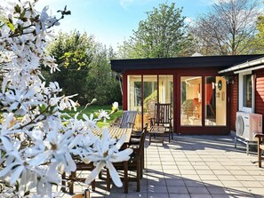 House | Exterior - Modern Holiday Home in Jutland, Nordjylland With Terrace (Strandby)