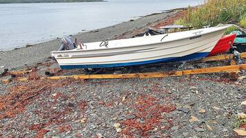 House | Beach | Beach nearby, fishing