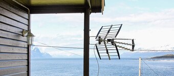 10 Person Holiday Home in Lyngseidet