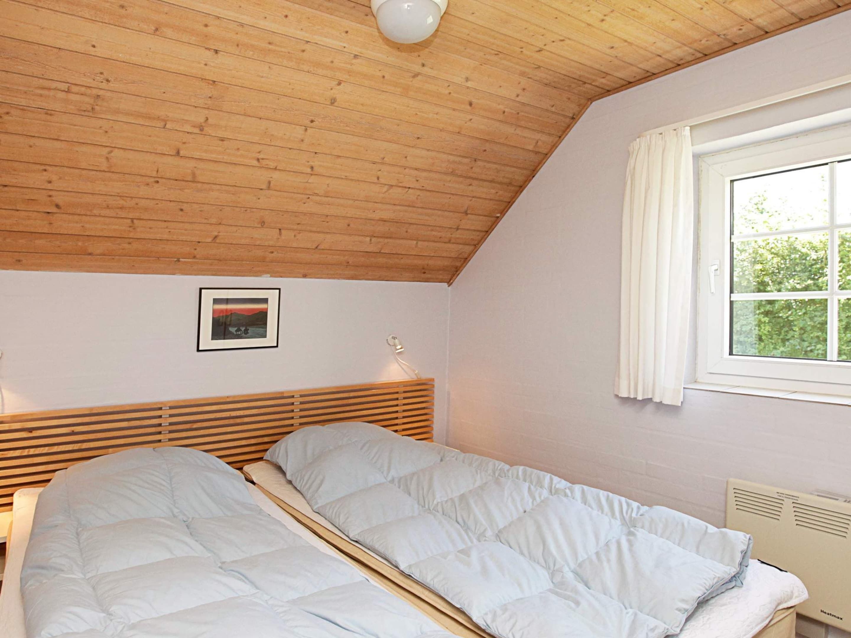 6 bedrooms