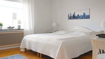 6 bedrooms, individually furnished