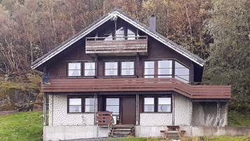 House | Exterior