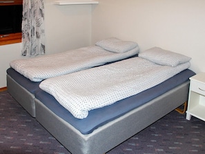House | 3 bedrooms, individually furnished