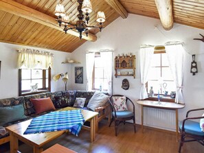 House | Living area - 5 Person Holiday Home in Tibro (Tibro)