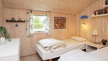 2 Schlafzimmer, Babybetten