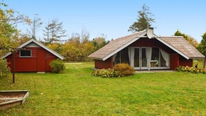 House | Exterior - 5 Person Holiday Home in Ulfborg (Ulfborg)
