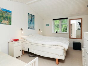2 Schlafzimmer, Babybetten