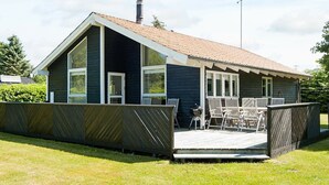 Exterior - Beautiful Holiday Home in Grenaa With Sauna (Grenaa)