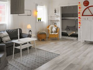 1 quarto, individualmente mobiliados