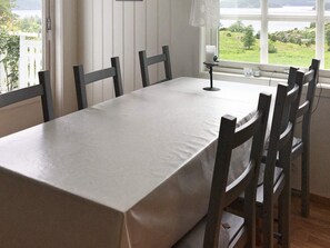 House | Dining