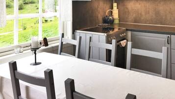 House | Dining