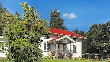 House | Exterior